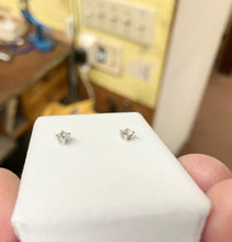 Load image into Gallery viewer, Quarter Carat Natural Diamond Earrings