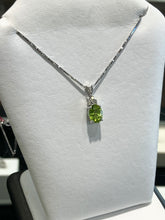 Load image into Gallery viewer, Peridot And Diamond White Gold Necklace