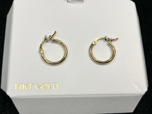 Charger l'image dans la galerie, Gold Hoop Earrings