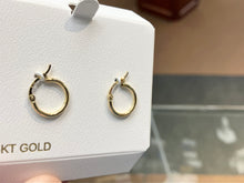 Charger l'image dans la galerie, Gold Hoop Earrings