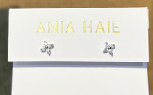 Charger l'image dans la galerie, Ania Haie Sunny Sparkler Silver Four Petal Stud Earrings Silver