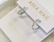 Charger l'image dans la galerie, Silver Sparkle Cluster Huggie Hoop Earrings Ania Haie