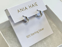 Cargar imagen en el visor de la galería, Ania Haie Luxe Huggie Hoop Silver Earring