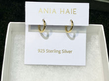 Laden Sie das Bild in den Galerie-Viewer, Small Silver Gold Plated Huggie Hoop Earrings