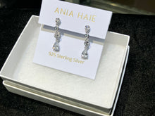 Load image into Gallery viewer, Silver Molten Cascade Bezel-Set Teardrop Stud Earrings
