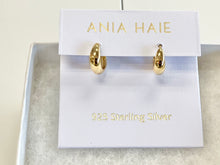Load image into Gallery viewer, Luxe Huggie Hoop Earring