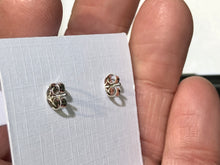 Laden Sie das Bild in den Galerie-Viewer, Silver Black And White Cubic Zirconia Earrings