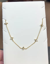 Laden Sie das Bild in den Galerie-Viewer, Gold Stars Station Bracelet