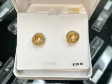 Charger l'image dans la galerie, Silver Vermeil Twisted Love Knot Earrings