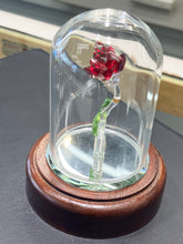 Cargar imagen en el visor de la galería, Enchanted Rose Crystal Figurine