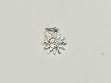 Laden Sie das Bild in den Galerie-Viewer, Sun Silver Charms /Pendant