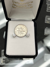 Charger l'image dans la galerie, Natural Diamond Earrings White Gold 0.77 Carats