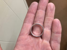 Charger l'image dans la galerie, Men's Silver Wedding Ring 6 Millimeters Wide