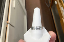 Charger l'image dans la galerie, Men's Silver Wedding Ring 6 Millimeters Wide