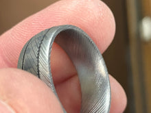 Load image into Gallery viewer, Damascus Steel Wedding Ring