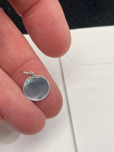 Laden Sie das Bild in den Galerie-Viewer, Peace Silver Charm