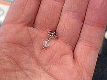 Load image into Gallery viewer, Garnet White Gold Earrings