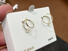 Load image into Gallery viewer, 14K Yellow Gold Wire Cuff Earrings