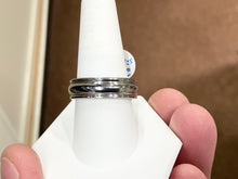 Load image into Gallery viewer, Men&#39;s Titanium Wedding Ring