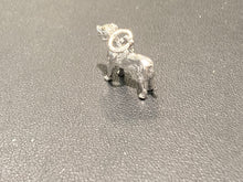 Charger l'image dans la galerie, Labrador Retriever Silver Charm