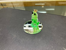 Load image into Gallery viewer, Kiss Me Frog Glass Figurine