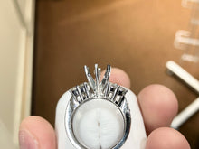Load image into Gallery viewer, White Gold Natural Diamond Ring Mounting