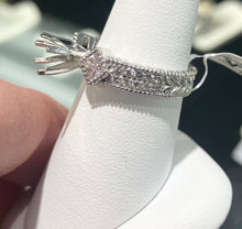 Charger l'image dans la galerie, White Gold Natural Diamond Ring Mounting