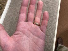 Load image into Gallery viewer, Gold Wedding Ring 4 Millimeters Wide