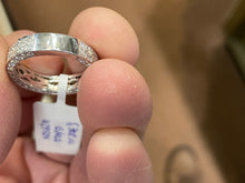 Load image into Gallery viewer, White Gold Natural Diamond Ring 1.80 Carats