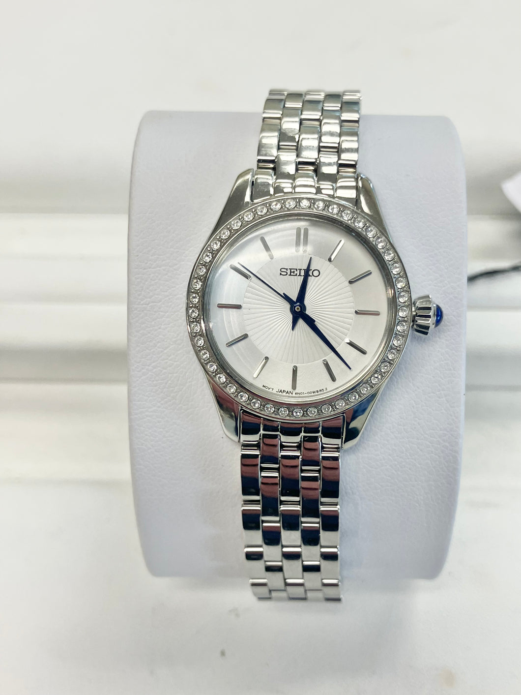 Seiko Women's Watch With Crystals