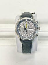 Load image into Gallery viewer, Seiko Essentials Men&#39;s Chronograph Watch