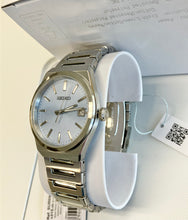 Load image into Gallery viewer, Seiko Essentials Men&#39;s Watch Blue Dial