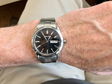 Load image into Gallery viewer, Seiko Essentials Collection Stainless Steel Watch Black Dial