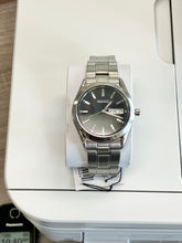 Load image into Gallery viewer, Seiko Essentials Collection Stainless Steel Watch Black Dial