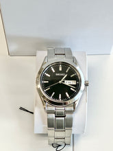 Load image into Gallery viewer, Seiko Essentials Collection Stainless Steel Watch Black Dial