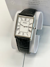 Load image into Gallery viewer, Seiko Stainless Steel Watch With Black Leather Strap