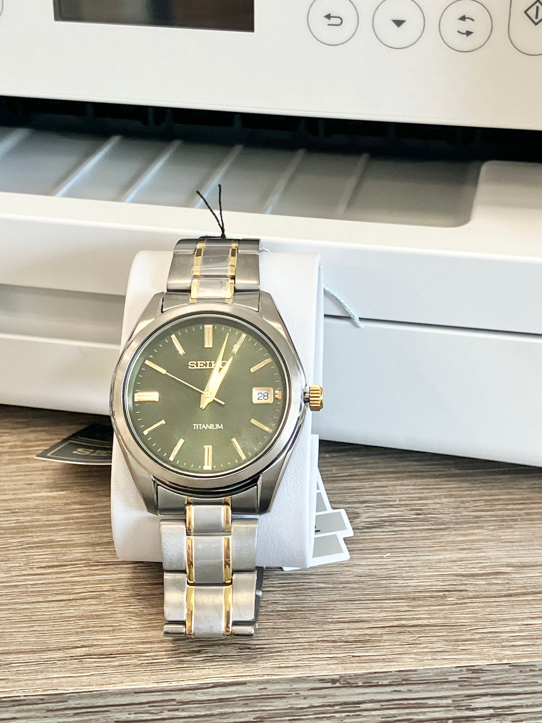 Seiko Titanium Watch With Date Calendar