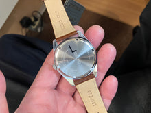 Load image into Gallery viewer, Seiko Leather Strap Watch Green Dial With Day/Date Calendar