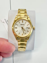 Load image into Gallery viewer, Seiko Stainless Steel Gold Tone Watch With Date Calendar