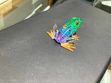 Load image into Gallery viewer, Frog Glass Figurine
