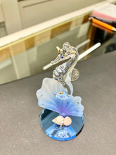 Load image into Gallery viewer, Seahorse Glass Figurine With Swarovski Elements