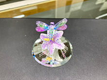 Load image into Gallery viewer, Dragon Fly, Lavender Lily Glass Figurine