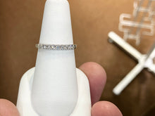 Load image into Gallery viewer, Women&#39;s White Gold Diamond Wedding Ring