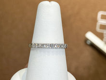 Load image into Gallery viewer, Women&#39;s White Gold Diamond Wedding Ring