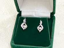 Load image into Gallery viewer, Silver Shimmer Diamond Earrings