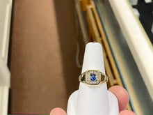 Load image into Gallery viewer, Sapphire And Diamond Gold Ring