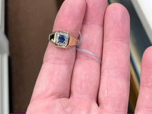 Load image into Gallery viewer, Sapphire And Diamond Gold Ring
