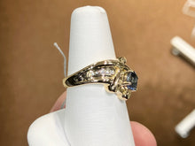 Load image into Gallery viewer, Sapphire And Diamond Gold Ring