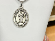 Charger l'image dans la galerie, Our Lady Of All Nations Silver Pendant And Chain