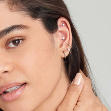 Laden Sie das Bild in den Galerie-Viewer, Silver Smooth Mini Huggie Hoop Earrings
